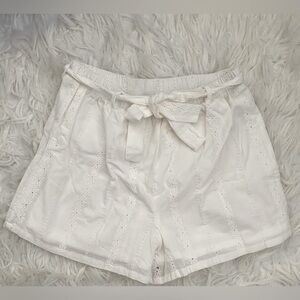 Art Class Cream Embroidered Floral Shorts with Bow
